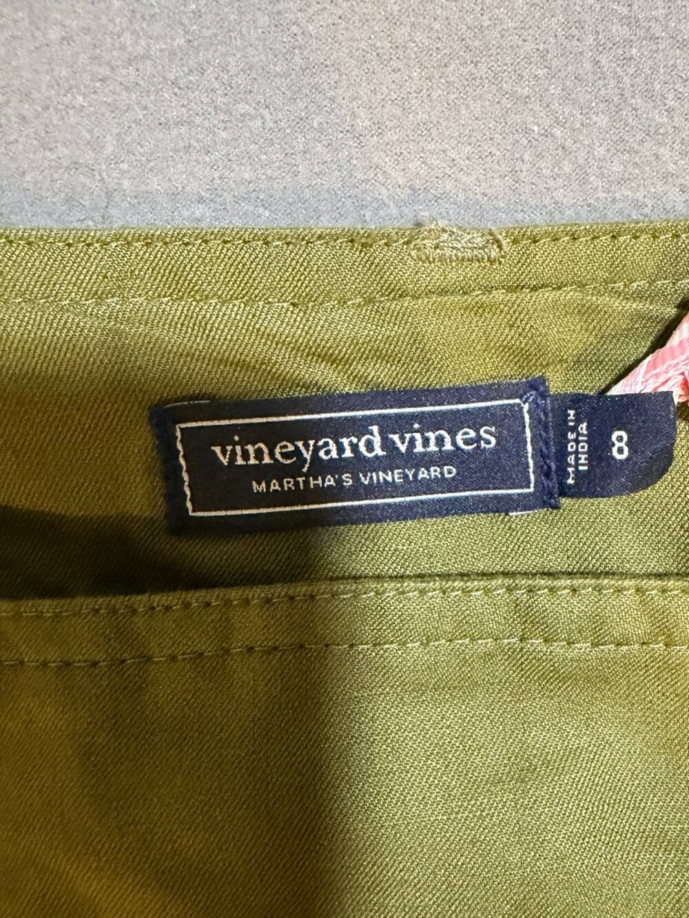 Vineyard Vines Olive Green High Rise Utility Shorts Size 8 Cuffed Hem - Picture 4 of 4